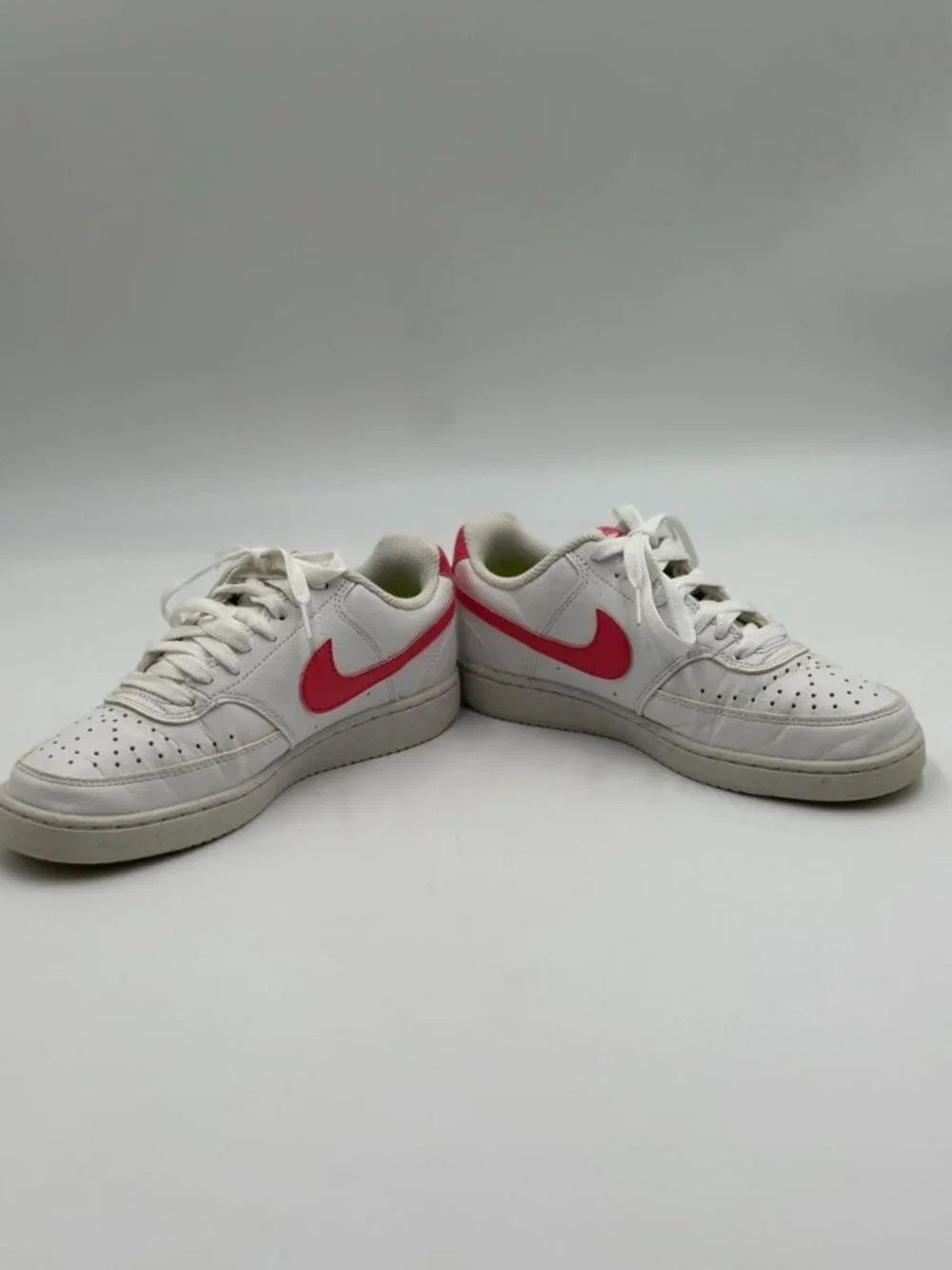 Womens Nike Court Vision Shoes Coral white size 7 DR9885 - 101